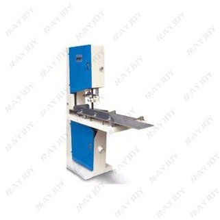 Stroj za rezanje valjaka toaletnog papira